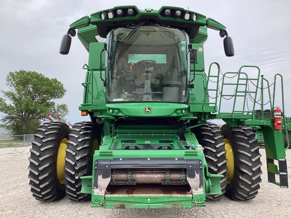 Image of John Deere S760 equipment image 1