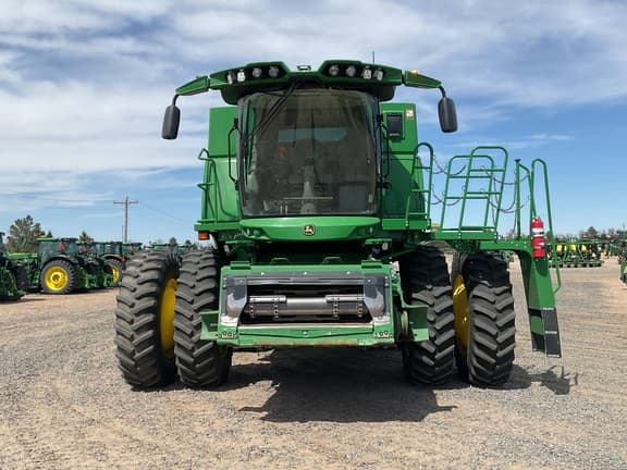 Image of John Deere S760 equipment image 1