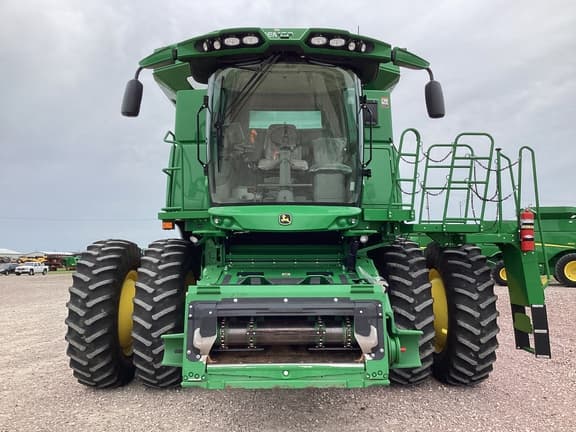 Image of John Deere S760 equipment image 1