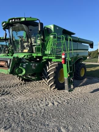 Image of John Deere S760 equipment image 1