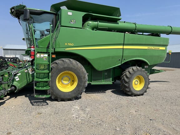 2022 John Deere S760 Equipment Image0