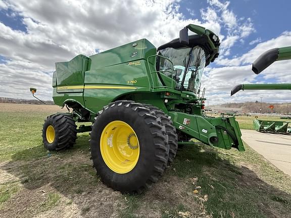 Image of John Deere S760 Primary image