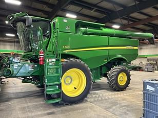 Main image John Deere S760 0