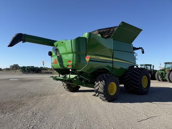 Image of John Deere S760 equipment image 3