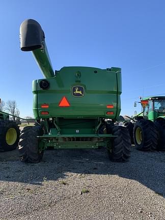 Image of John Deere S760 equipment image 2