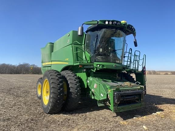 Main image John Deere S760 1