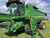 Thumbnail image John Deere S760 0