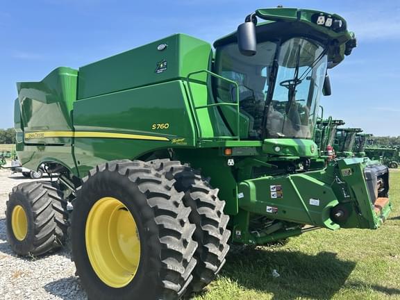 Image of John Deere S760 equipment image 1
