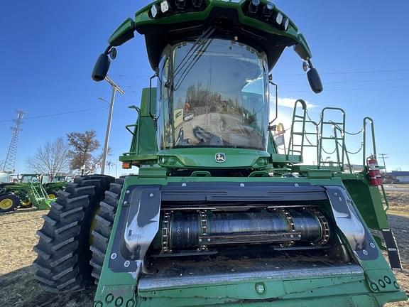 Image of John Deere S760 equipment image 4