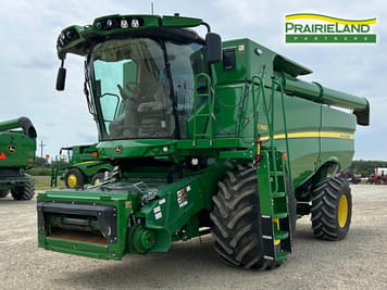 Main image John Deere S760