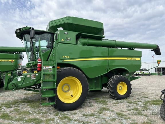 Image of John Deere S760 equipment image 3