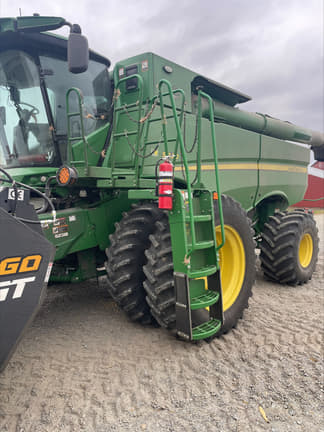 Image of John Deere S760 Primary image