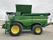 Thumbnail image John Deere S760 1