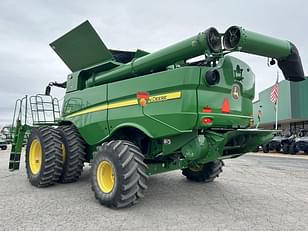 Main image John Deere S760 8