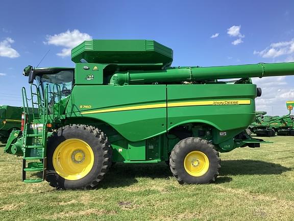 Image of John Deere S760 equipment image 3