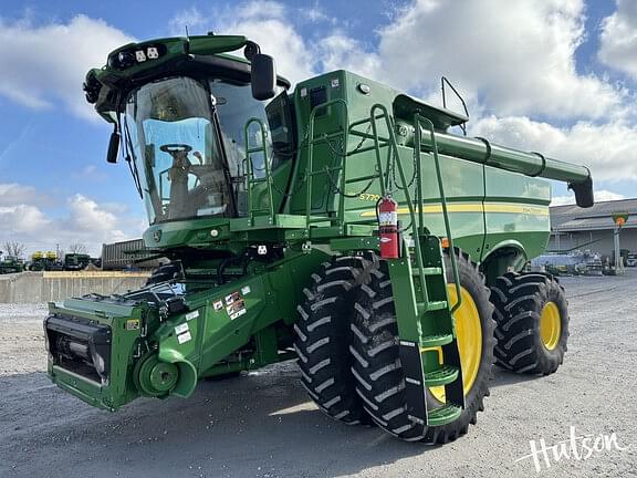 Image of John Deere S770 equipment image 1