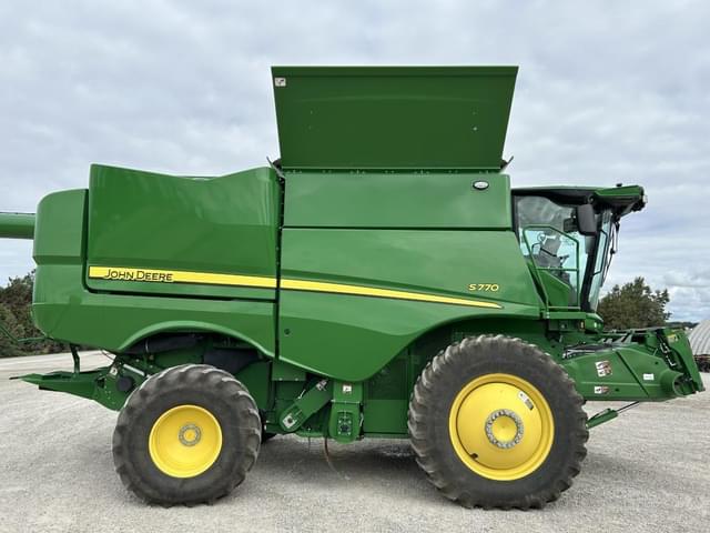 Image of John Deere S770 equipment image 3