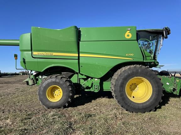 Image of John Deere S770 equipment image 3