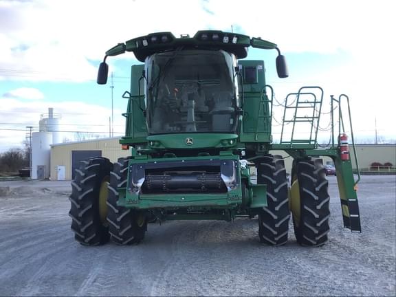 Image of John Deere S770 equipment image 2