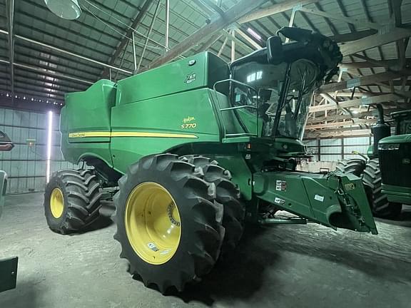 Image of John Deere S770 equipment image 1