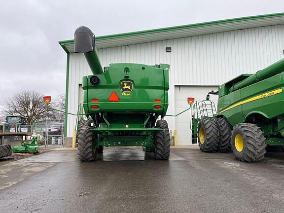 Image of John Deere S770 equipment image 3