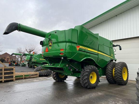 Image of John Deere S770 equipment image 4