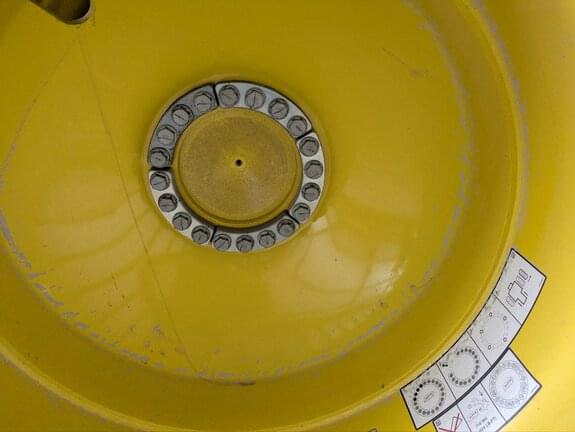 Image of John Deere S770 equipment image 4