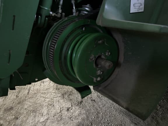 Image of John Deere S770 equipment image 2