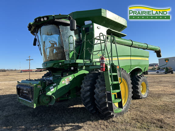 Image of John Deere S770 Primary image