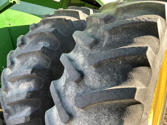 Image of John Deere S770 equipment image 3