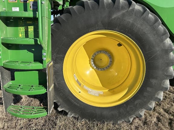 Image of John Deere S770 equipment image 4