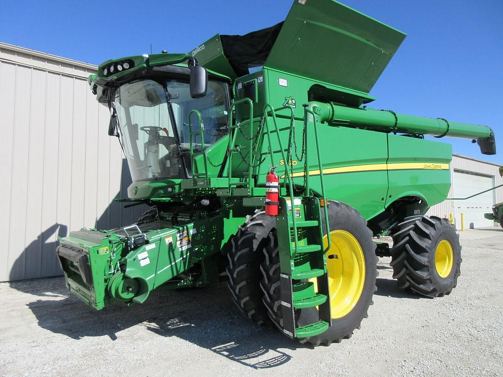 Image of John Deere S770 Primary image