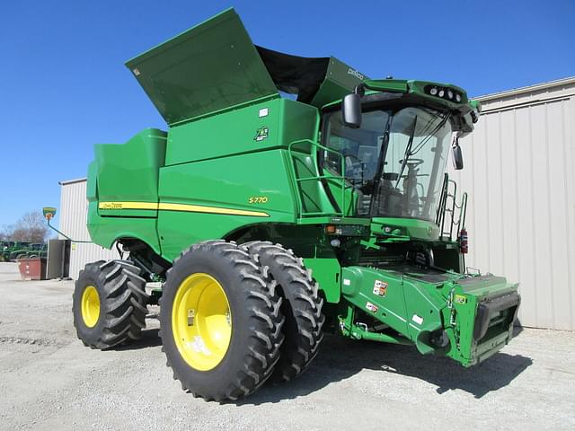 Image of John Deere S770 equipment image 2