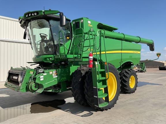 2022 John Deere S770 Equipment Image0