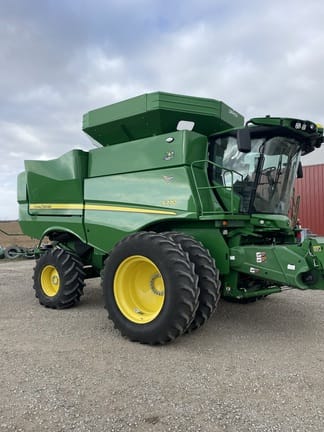 2022 John Deere S770 Equipment Image0