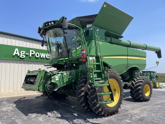 Image of John Deere S770 equipment image 1