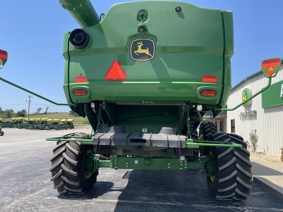 Image of John Deere S770 equipment image 4