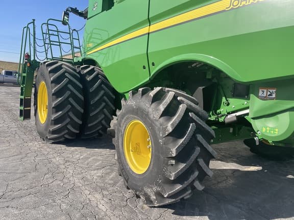 Image of John Deere S770 equipment image 2