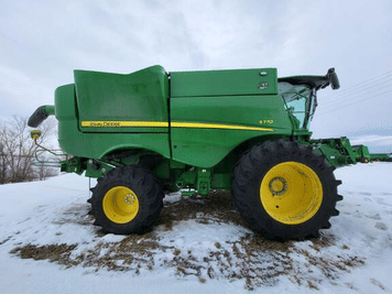 Main image John Deere S770