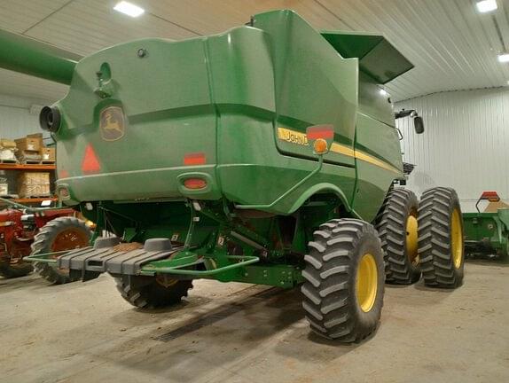 Image of John Deere S770 equipment image 2