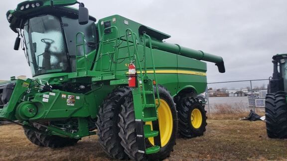 2022 John Deere S770 Image