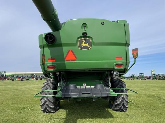 Image of John Deere S770 equipment image 4