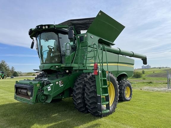 Image of John Deere S770 Primary image