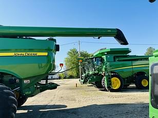 Main image John Deere S770 6