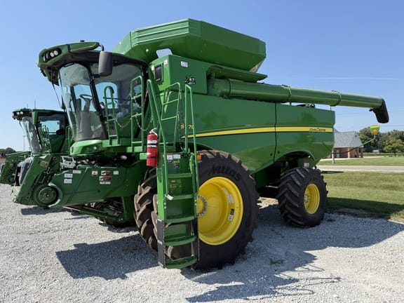 2022 John Deere S770 Equipment Image0