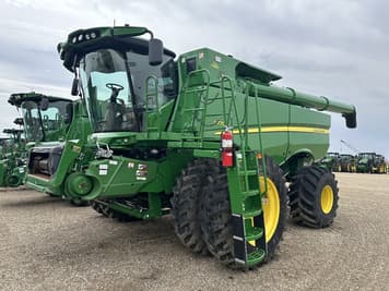 Main image John Deere S770