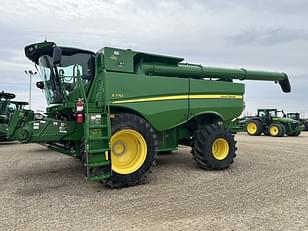 Main image John Deere S770 3