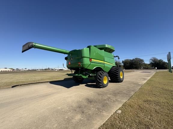 Image of John Deere S770 equipment image 4