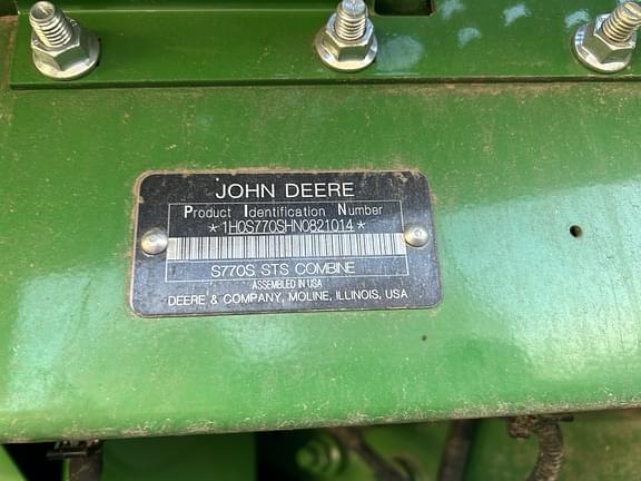 Image of John Deere S770 equipment image 1