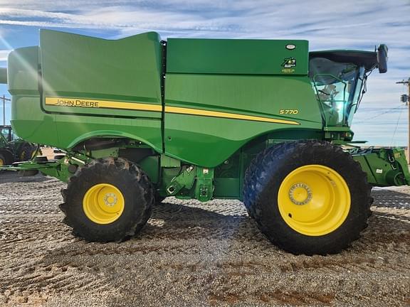 Image of John Deere S770 Primary image